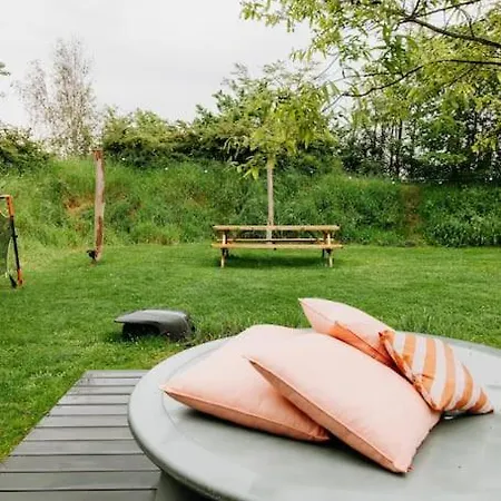 度假居 Sfeervol Met Haard, Buitendouche En Grote Tuin *